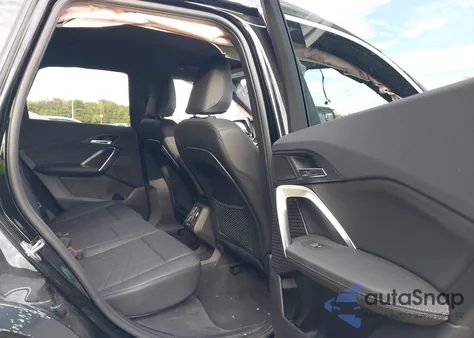 2024 BMW X1 xDrive28I из США, поврежденный, VIN WBX73EF07R5Y42167